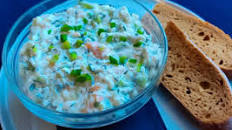 Salmon and cottage cheese fresh spread