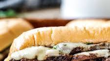 Slow Cooker French Dip Sandwich
