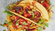 Spicy chickpea tacos