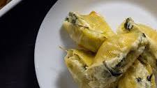 Spinach and Artichoke Stuffed Shells