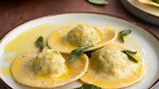 Spinach and Ricotta Ravioli with Sage Butter Recipe