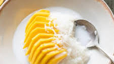 Sweet Coconut Sticky Rice with Mango