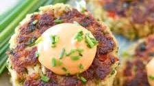 Thai Tuna Cakes with Sriracha Aioli