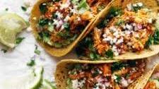 The Best Chicken Tinga Tacos