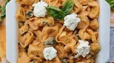 Tortellini with Ricotta Tomato Basil Sauce