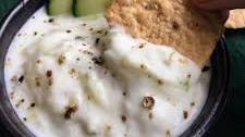 Tzatziki-Style Cucumber Yogurt Dip
