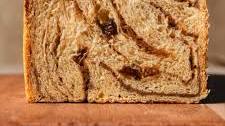 Vegan Cinnamon Raisin Milk Bread (Shokupan)
