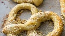 Almond Crunch Soft Pretzels