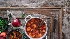 Apple and potato goulash