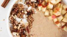 Apple Pie Smoothie Bowl
