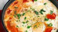 Baked Eggs in Tomato Sauce