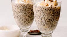 BANANA CHIA PUDDING (SIMPLE + DELICIOUS!)