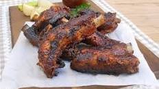 BBQ Ribs - Costine di maiale alla griglia in salsa barbecue