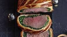 Beef wellington with spinach & bacon