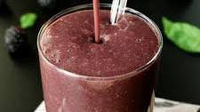 Blackberry, Basil & Chia Smoothie