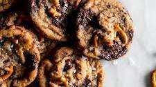 Brown Butter Chocolate Chip Pretzel Cookies