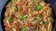 Chicken Lo Mein (Crazy Easy)