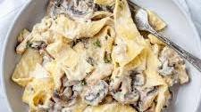 Chicken Mushroom Fettuccine Alfredo