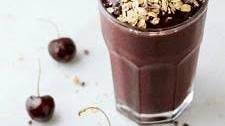 Chocolate Cherry Smoothie