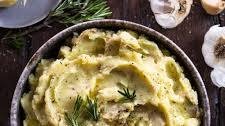 Classic Herb and Garlic Creamy Mashed Potatoes