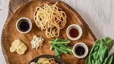 Classic Lo Mein (Noodles)
