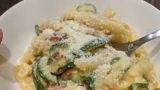 Courgette and Sweet Pepper Carbonara