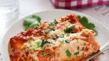 Creamy Red Sauce Enchiladas with Chicken