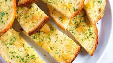 Easy Roasted Garlic Bread