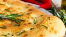 Focaccia à l'ail et au chili