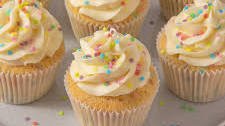 Funfetti Vanilla Cupcakes