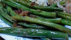 Green Beans With Shallots, Lemon, and Thyme
