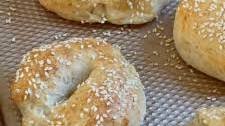 High-Protein 3 Ingredient Sesame Seed Salt Bagels