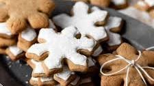 Homemade Maple Syrup Gingerbread Cookies