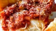 How To Make Chicago-Style Deep Dish Pizza