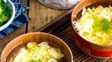 Japanese Egg Drop Soup (Kakitamajiru)