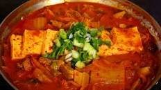 Kimchi stew (Kimchi-jjigae)