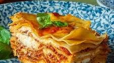 Lasagna della domenica, con ragù e ricotta