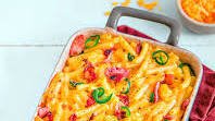 Mac and cheese cheddar, jalapeño et bacon