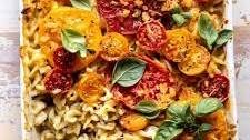 One Pot 4 Cheese Caprese Mac and Cheese