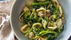 Orecchiette con Salsiccia e Cime di Rapa (Orecchiette With Sausage and Broccoli Rabe) Recipe