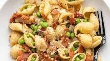 Pasta with Bacon and Peas