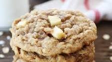 Peanut Butter Apple Oatmeal Cookies