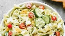 Pesto pasta salad
