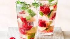 Raspberry mojito