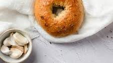 Roasted Garlic Bagels