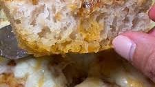 Sa Tê Chili & Cheese Focaccia