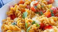 Simple Warm Caprese Pasta