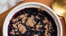 single serve healthy blueberry crumble (vegan)