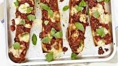 Sloppy Joe pizza breads