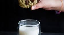 Soft Chewy Matcha Oatmeal Chocolate Chunks Cookies (Simply The BEST!)